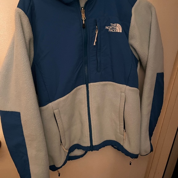 The Northface Fleece Jacket - Picture 1 of 5